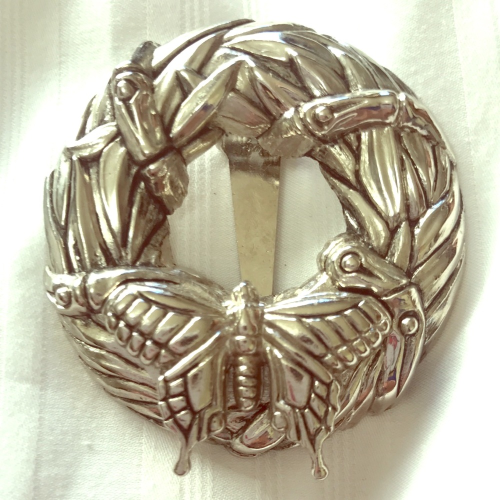 John Harty brooch wreath & butterfly